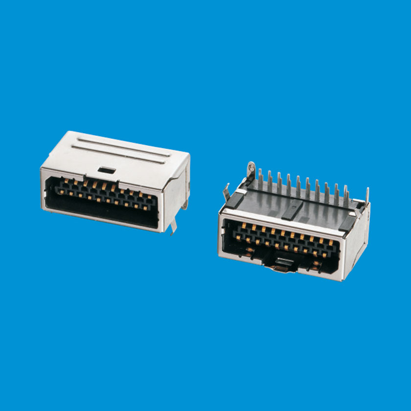 SMK 20P 90度母座