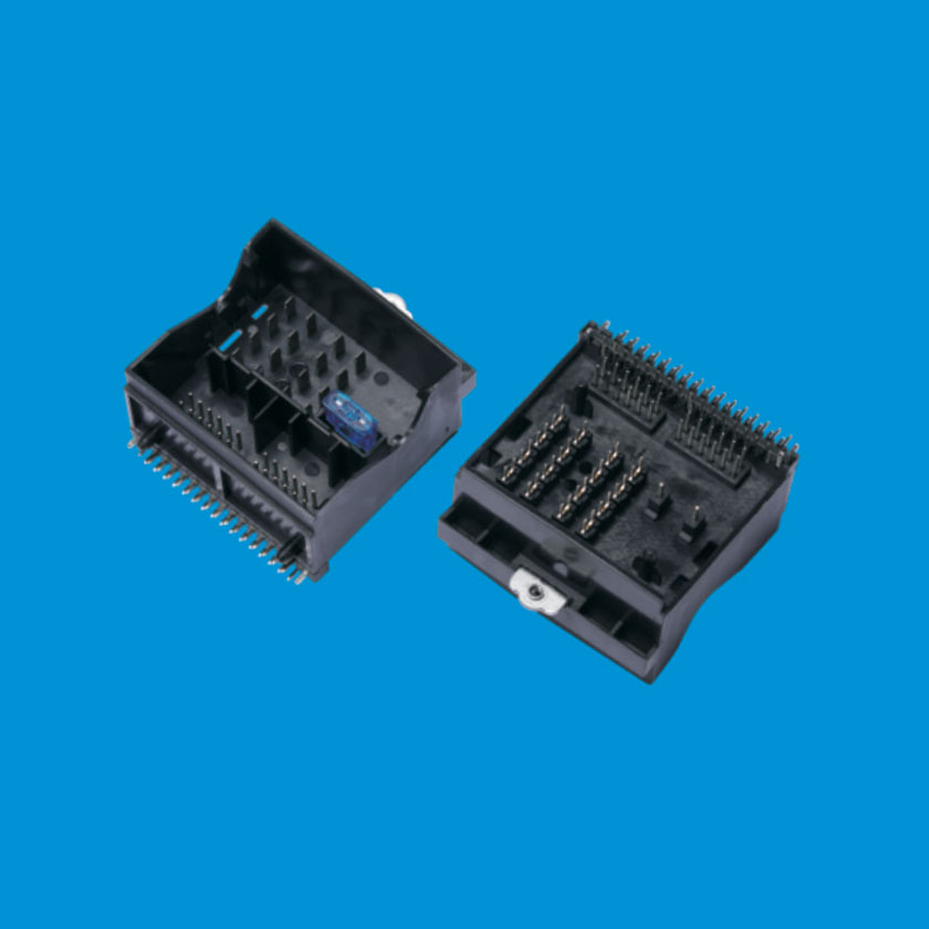 大眾40P專用多功能插座